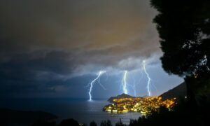 lightning overseeing through body of water